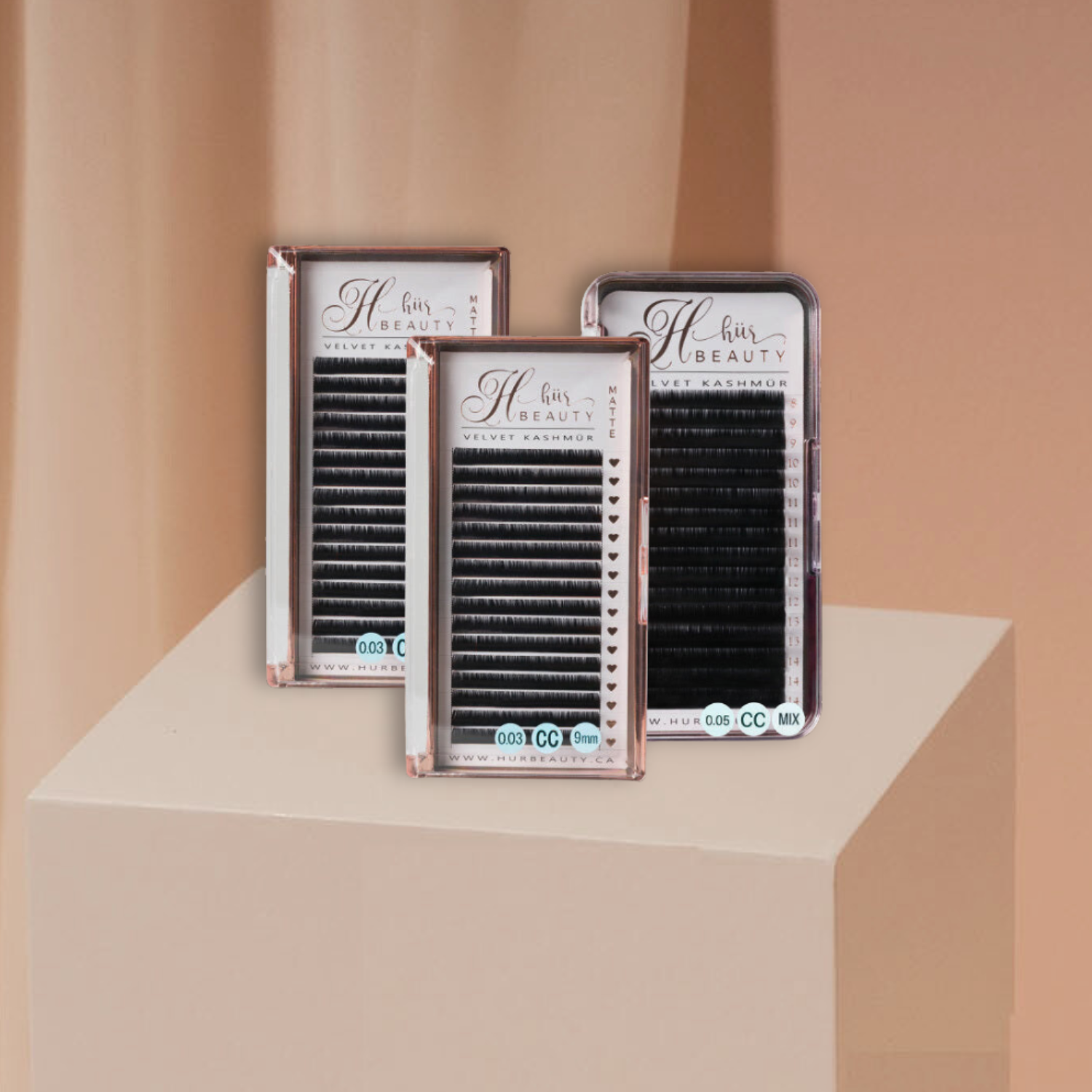 Natural-looking eyelash extensions - enhancing the eyes with subtle elegance.