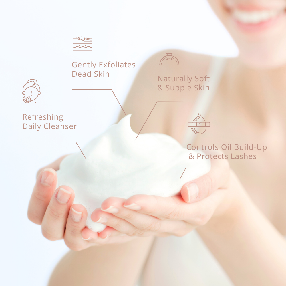 Gentle lash shampoo for extensions - cleanse and nourish your lashes with our effective and soothing lash shampoo formula.